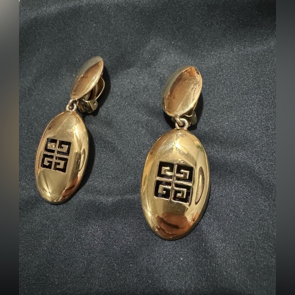 GIVENCHY EARRINGS CLIP ON VINTAGE GOLD PLATED - Picture 2 of 10